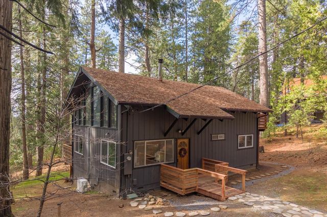 210 David Lee Rd, Arnold, CA 95223