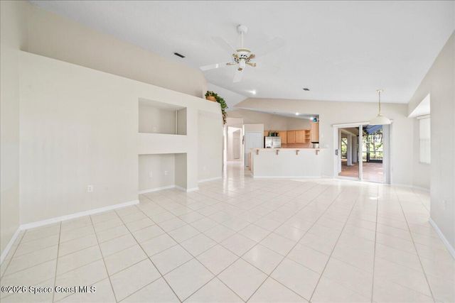 986 Nixon Circle NE, Palm Bay, FL 32907