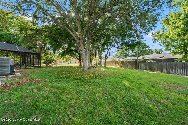 986 Nixon Circle NE, Palm Bay, FL 32907