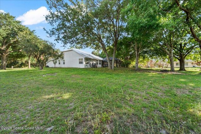 986 Nixon Circle NE, Palm Bay, FL 32907