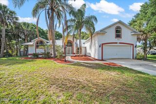 986 Nixon Circle NE, Palm Bay, FL 32907