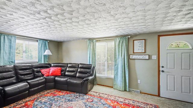 306 Trapp-Goffs Cor Road, Winchester, KY 40391