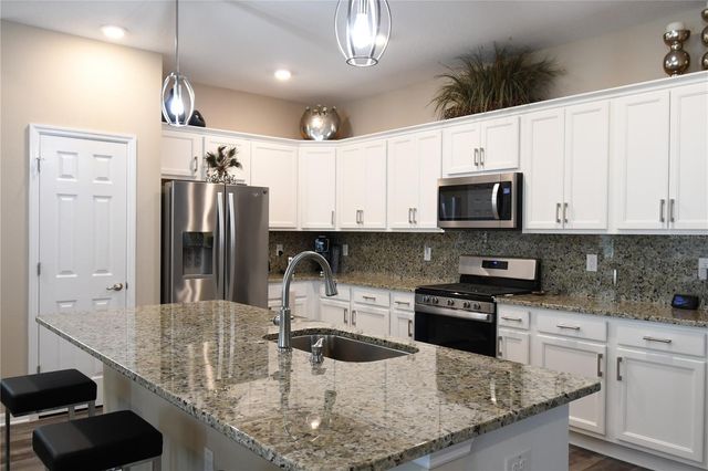 7912 SW 89TH CIRCLE, Ocala, FL 34481