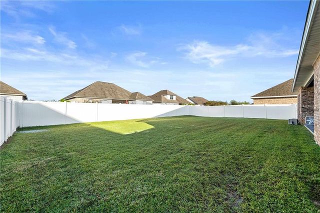 24966 Spectacular Bid Loop, Daphne, AL 36526