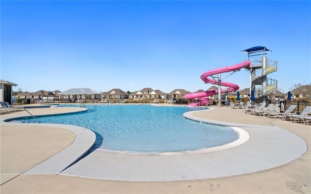 24966 Spectacular Bid Loop, Daphne, AL 36526