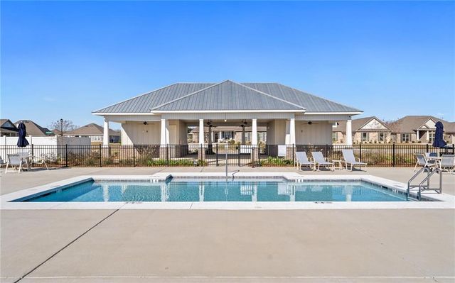 24966 Spectacular Bid Loop, Daphne, AL 36526
