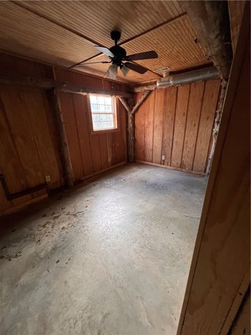 589 Pr 2721, London, AR 72847