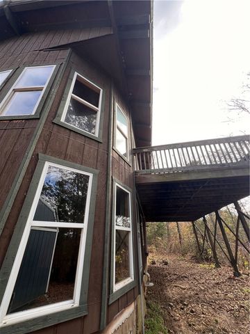 589 Pr 2721, London, AR 72847