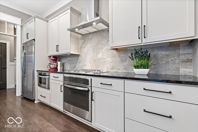 9858 Morningstar Lane, Carmel, IN 46280