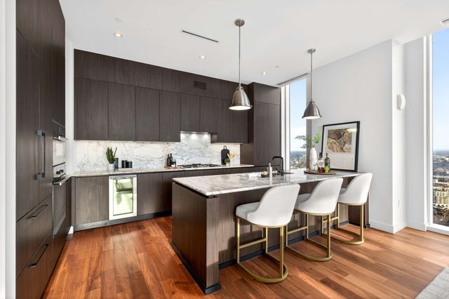 160 2nd Ave S Apt 3502, Nashville, TN 37201