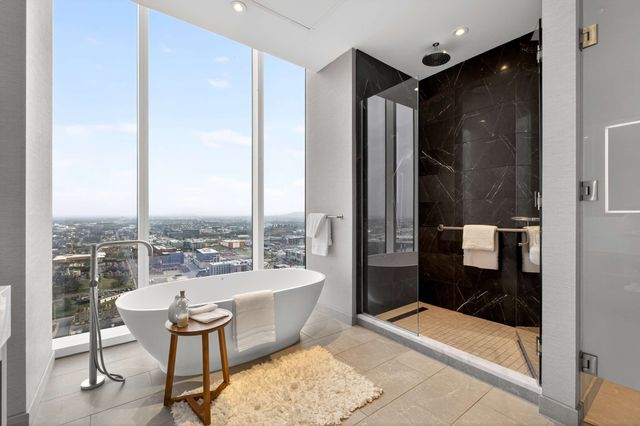 160 2nd Ave S Apt 3502, Nashville, TN 37201