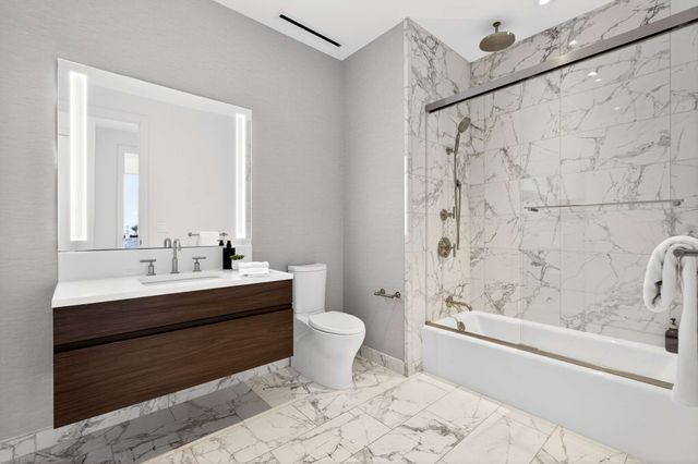 160 2nd Ave S Apt 3502, Nashville, TN 37201