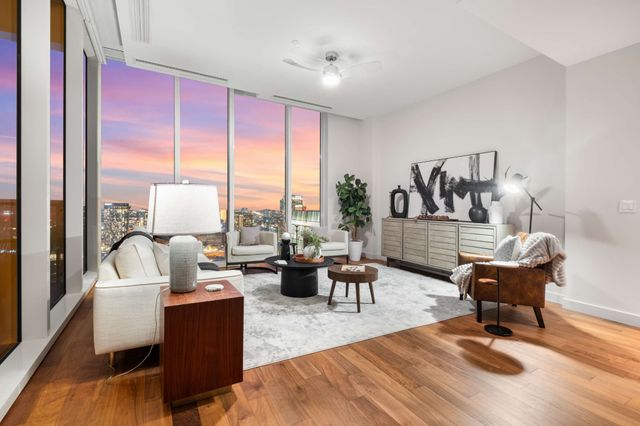 160 2nd Ave S Apt 3502, Nashville, TN 37201
