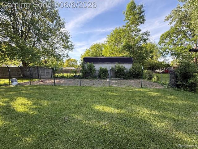 4413 Winters Drive, Flint, MI 48506