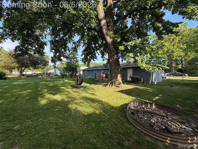 4413 Winters Drive, Flint, MI 48506