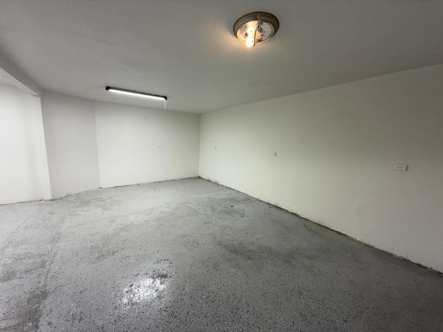 5132 S Western Avenue, Chicago, IL 60609