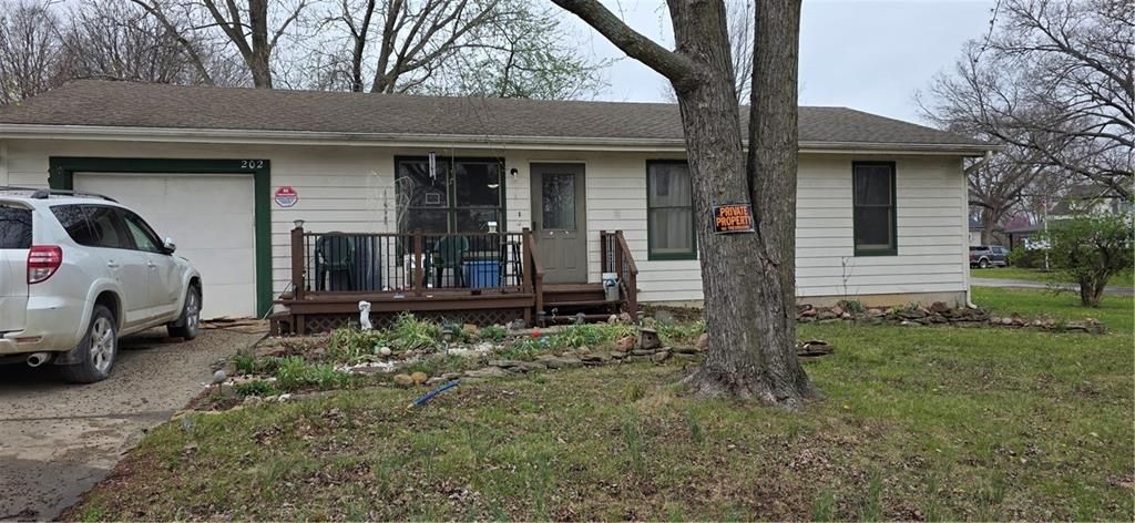 202 E 4th Street, Edgerton, KS 66021