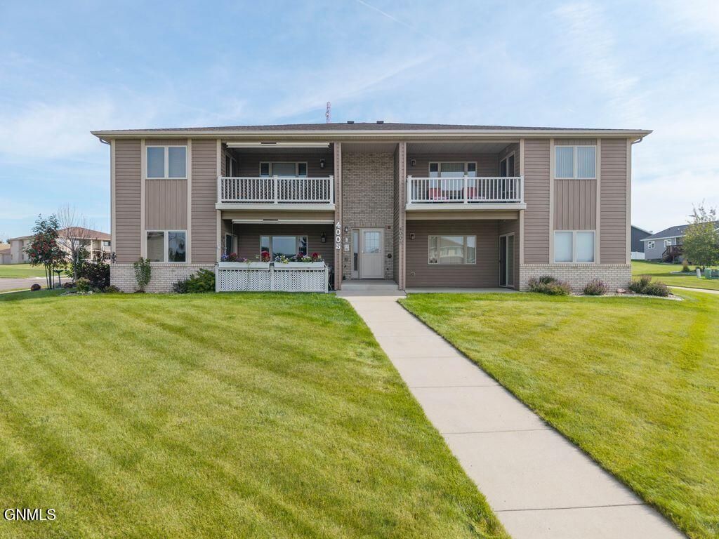 4005 Coleman Street, Bismarck, ND 58503 photo 2