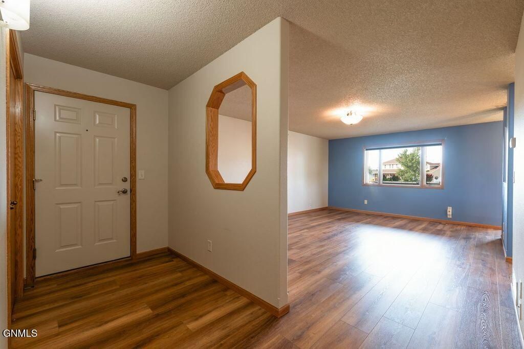 4005 Coleman Street, Bismarck, ND 58503 photo 5