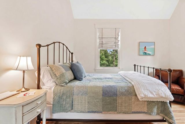 6 Lake Avenue, Newbury, NH 03255