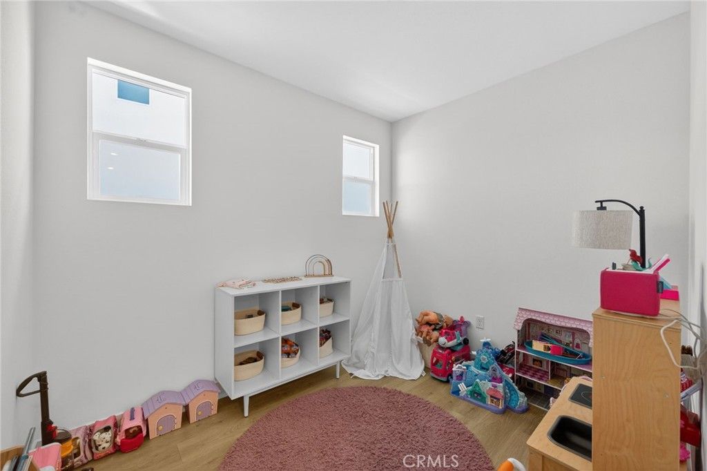 Image 17 of property listing at 33134 Celadon Avenue, Winchester, CA 92596