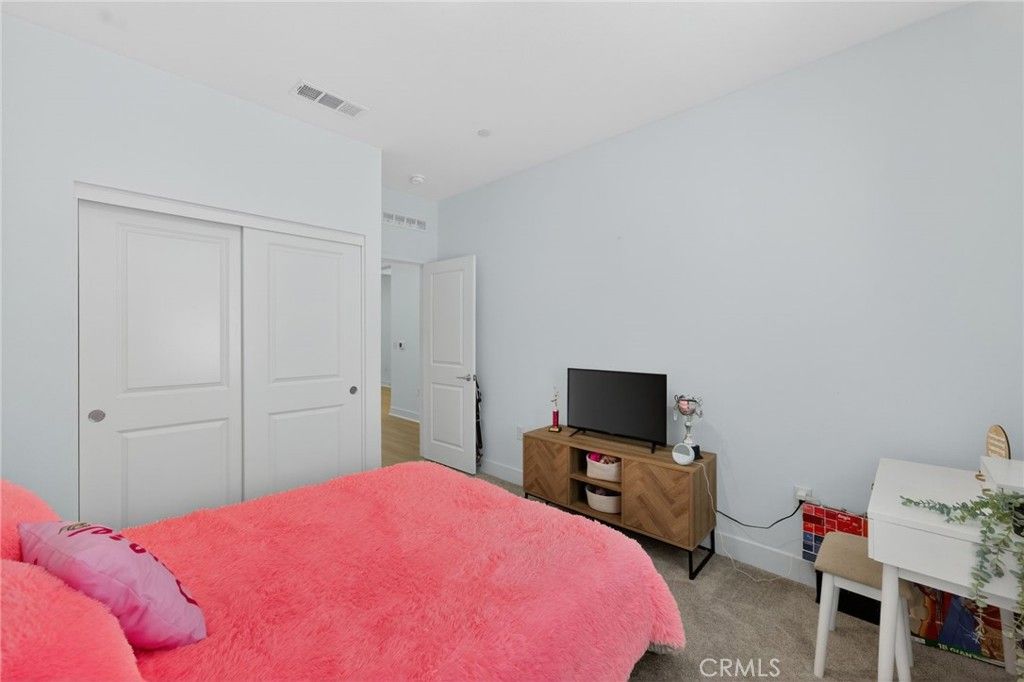 Image 22 of property listing at 33134 Celadon Avenue, Winchester, CA 92596