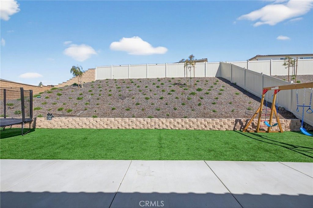 Image 24 of property listing at 33134 Celadon Avenue, Winchester, CA 92596