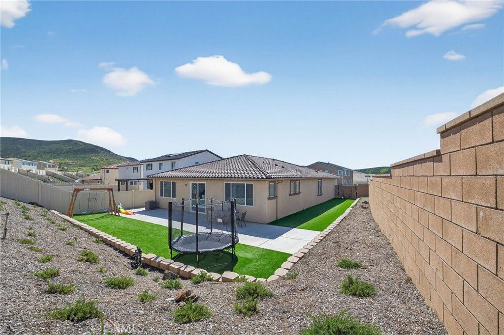 Image 26 of property listing at 33134 Celadon Avenue, Winchester, CA 92596