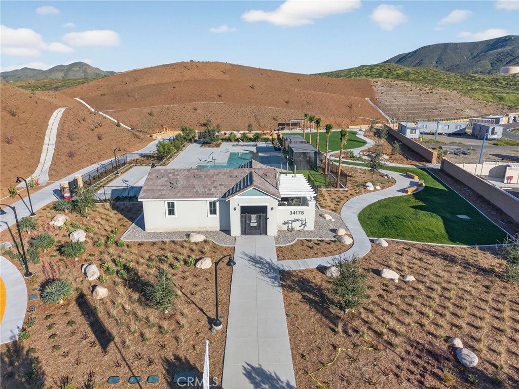 Image 29 of property listing at 33134 Celadon Avenue, Winchester, CA 92596