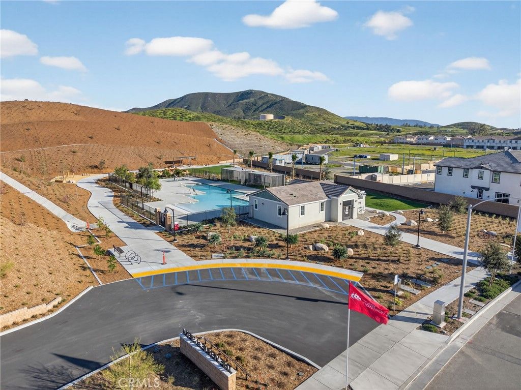 Image 30 of property listing at 33134 Celadon Avenue, Winchester, CA 92596