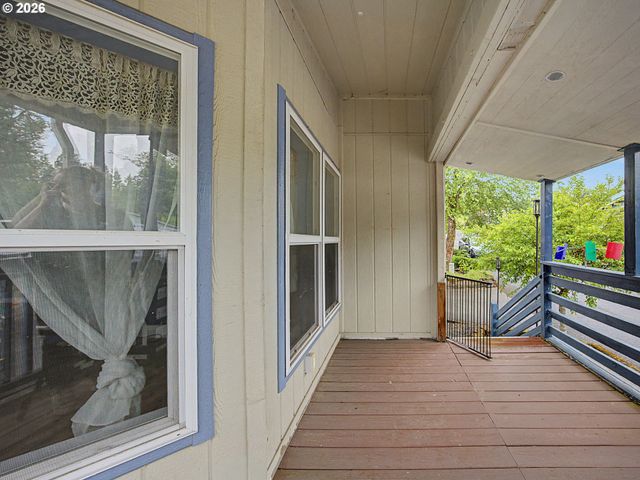 17973 S GRANT Dr 489, Oregon City, OR 97045