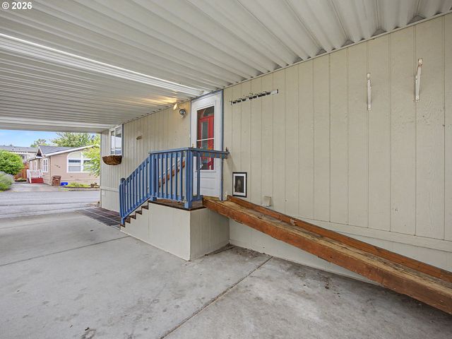 17973 S GRANT Dr 489, Oregon City, OR 97045
