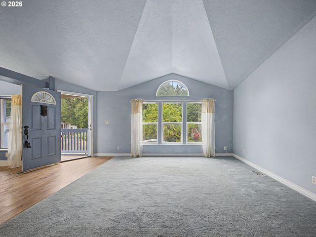 17973 S GRANT Dr 489, Oregon City, OR 97045