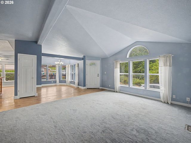 17973 S GRANT Dr 489, Oregon City, OR 97045