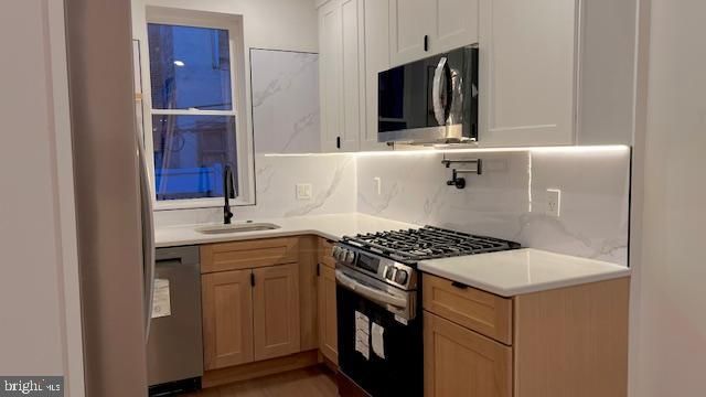 1545 S TAYLOR ST, Philadelphia, PA 19146