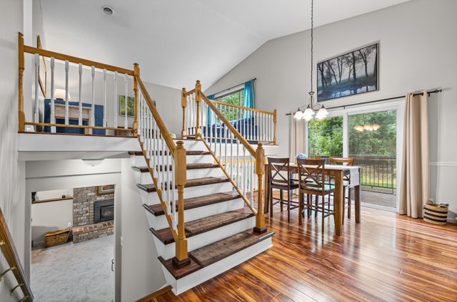 2194 Snowshoe Lane E, Saint Paul, MN 55119