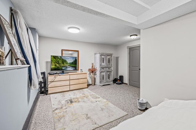 2194 Snowshoe Lane E, Saint Paul, MN 55119