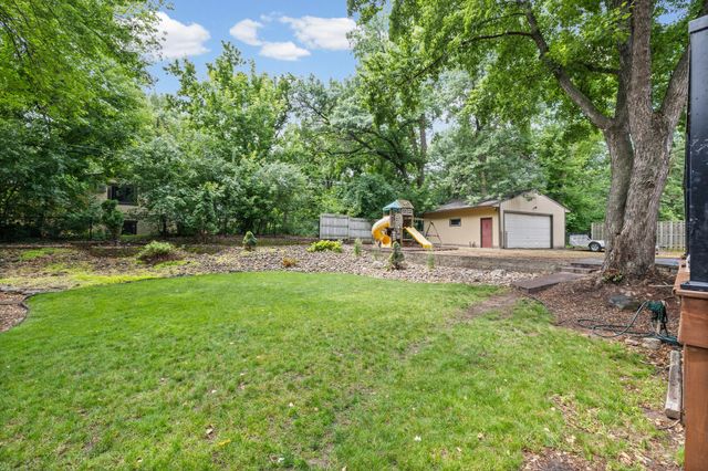 2194 Snowshoe Lane E, Saint Paul, MN 55119