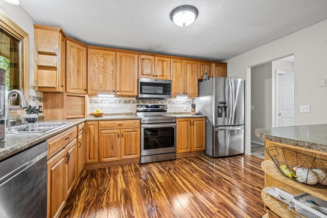 2194 Snowshoe Lane E, Saint Paul, MN 55119