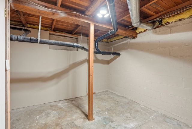525 W Holland Ave, Spokane, WA 99218