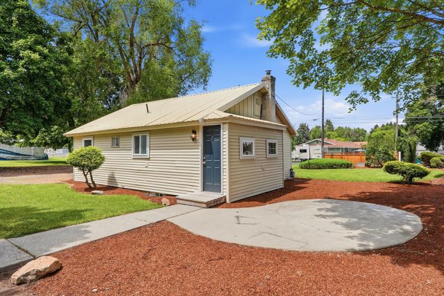 525 W Holland Ave, Spokane, WA 99218