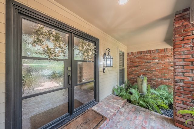 1406 Riverview Drive, Arlington, TX 76012