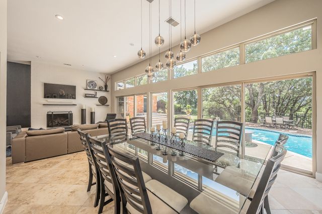 1406 Riverview Drive, Arlington, TX 76012