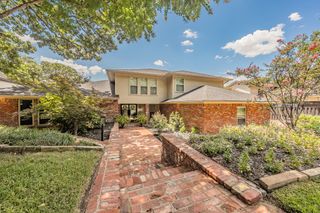 1406 Riverview Drive, Arlington, TX 76012