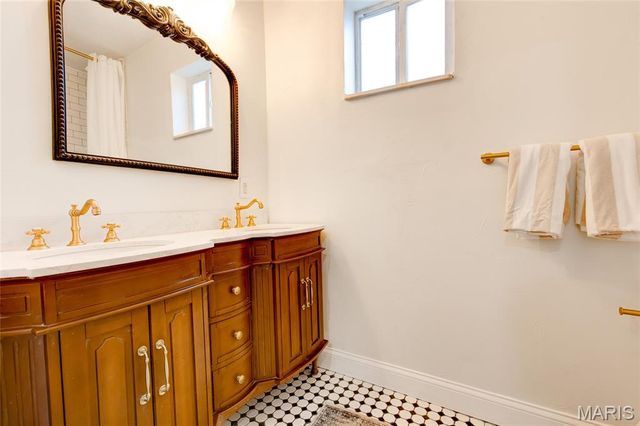 530 N Duncan Street, Marine, IL 62061