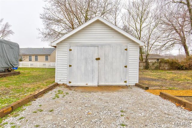 530 N Duncan Street, Marine, IL 62061