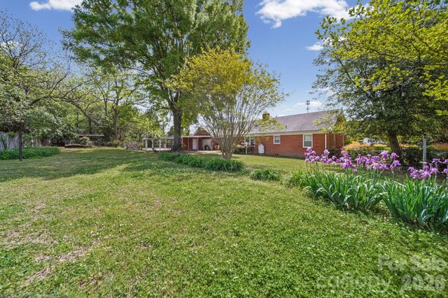 6811 E Highway 74 Boulevard, Marshville, NC 28103