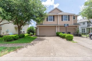 242 Drake Run Lane, Dickinson, TX 77539