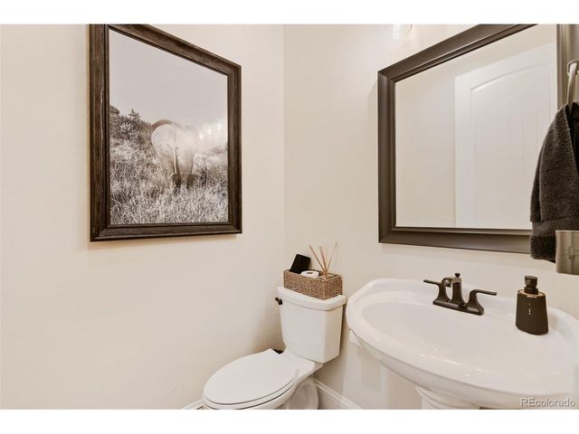 12939 Wabash Ct, Thornton, CO 80602
