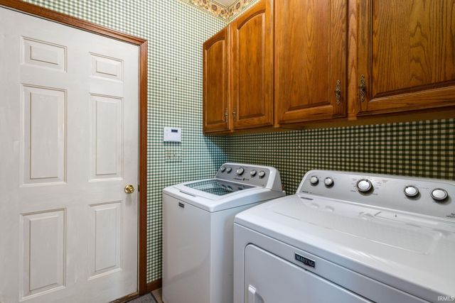2216 Woodland Court, Elkhart, IN 46514